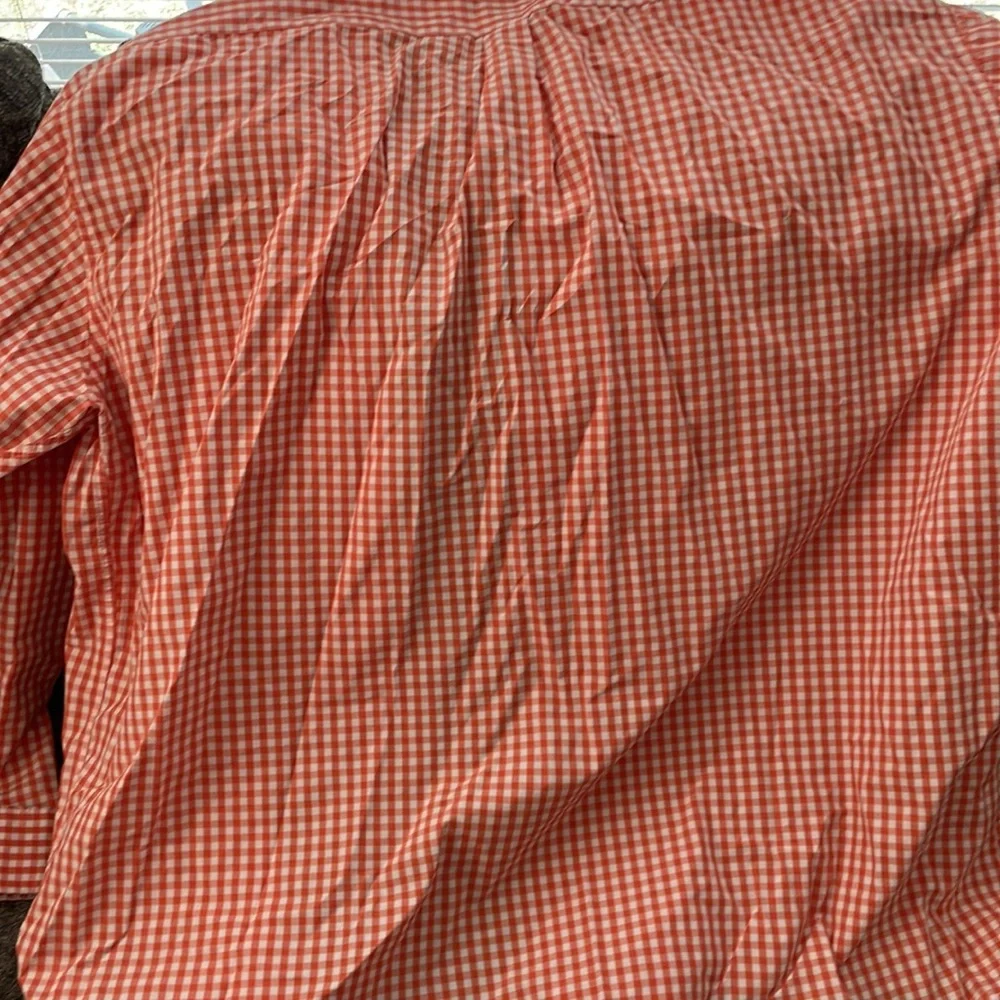 Button down - Picture 2 of 2